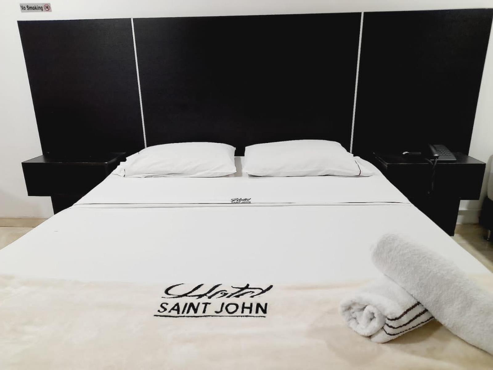 Hotel Saint John Medellín Exteriör bild