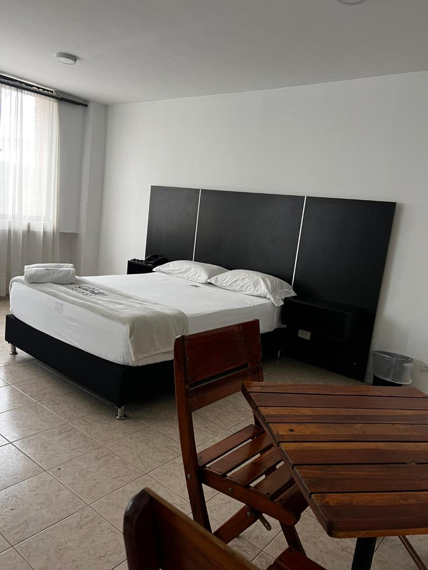 Hotel Saint John Medellín Exteriör bild