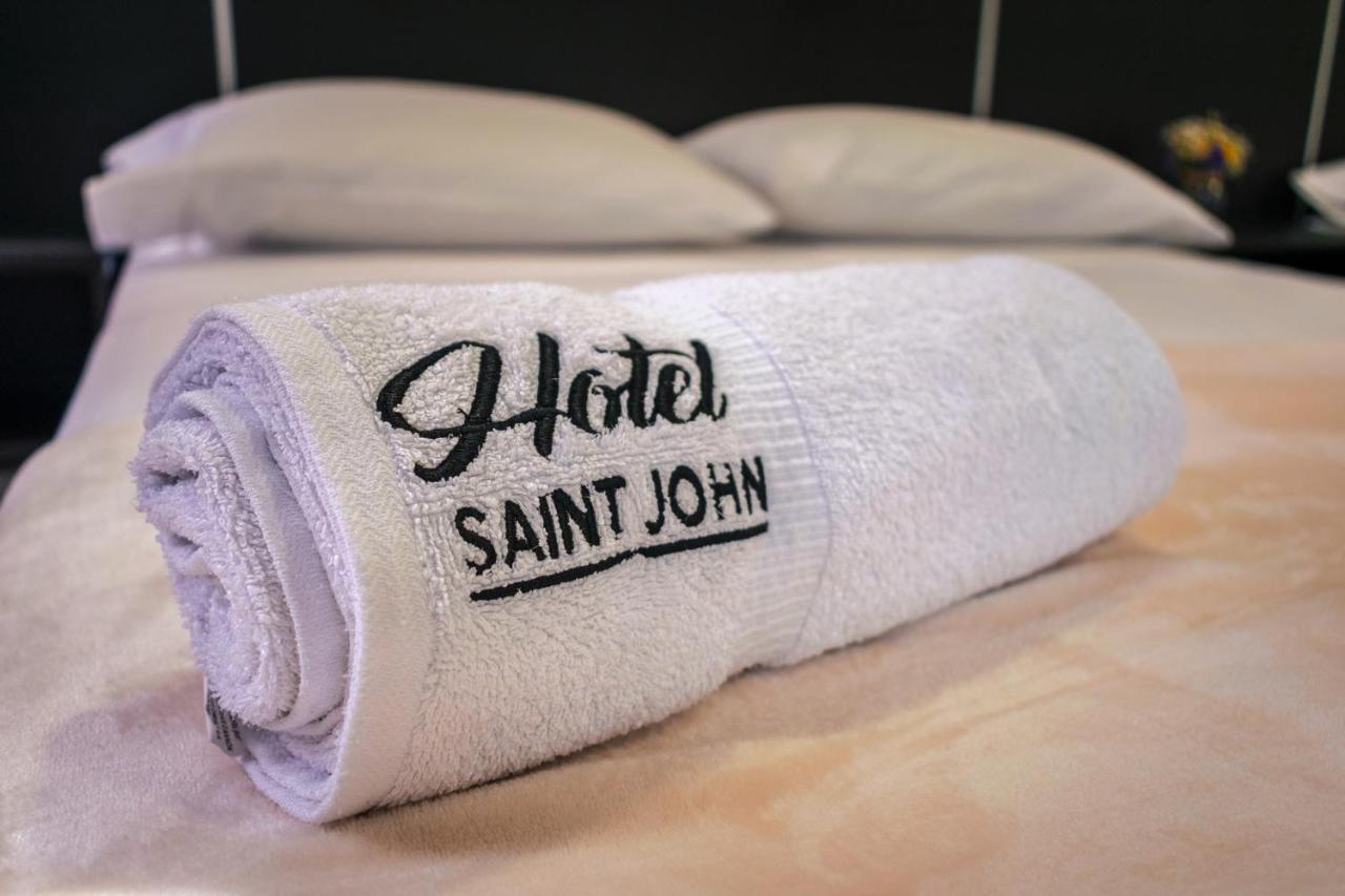Hotel Saint John Medellín Exteriör bild